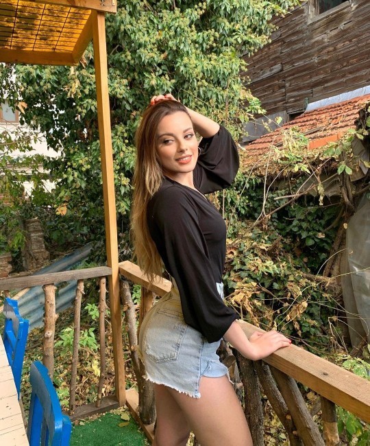 Sena Nur güzel mi?