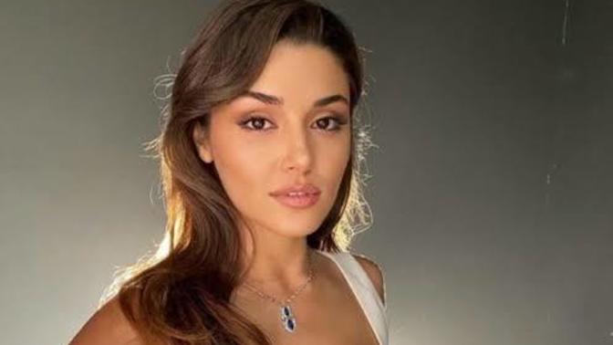 Hande Erçel sizcede çok güzel değilmi?