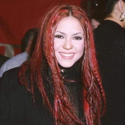 Shakiranın 1999 yılında ki hali mi daha güzel 2002 yılında ki mi?