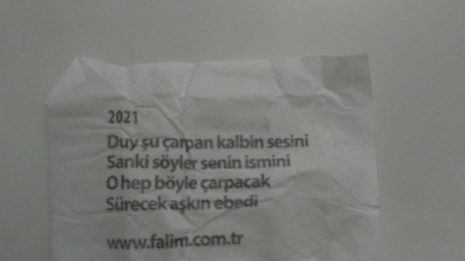 Şu pıt pıt çarpan kalbinizin sesini kime duyurmak istiyorsunuz?