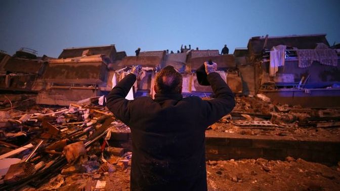 Kahramanmaraş merkezli 7.7 büyüklüğünde deprem oldu, 42.310 kişi hayatını kaybetti! Kayıplarımız daha artar mı?