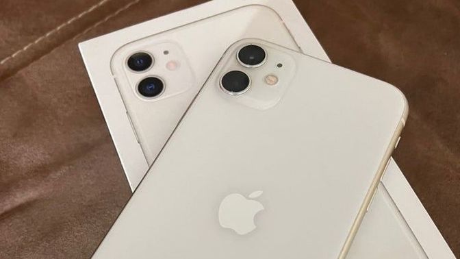 iPhone 11 beyaz mı alayım, siyah mı?
