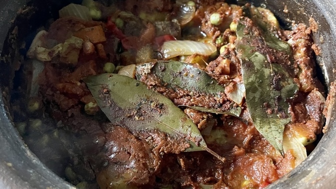 Güveç 🥘 yemekleriyle aranız nasıl? Etli mi, tavuklu mu seversin?