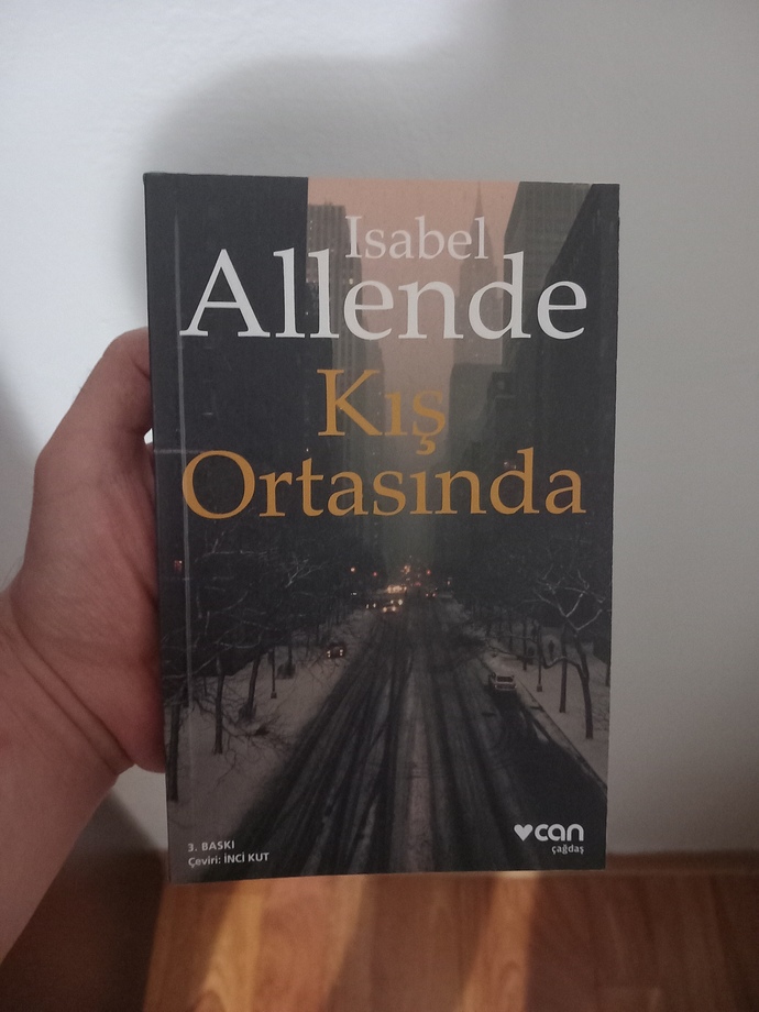 Şu an okuduğunuz bir kitap var mı?