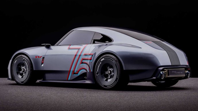Porsche, Vision 357 modelini tanıtmış. Dış görünüş olarak beğendiniz mi?