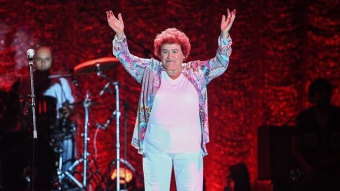 Selda Bağcan'dan İsveç'te Kuran yakılmasına tepki geldi! Sizce de bu olay affedilemez mi?