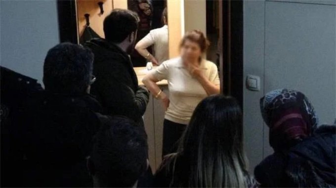 3 gündür kendisinden haber alınamayan kadının evine çilingirle girdiler, uyuyormuş! Bu kimin hayali😂?