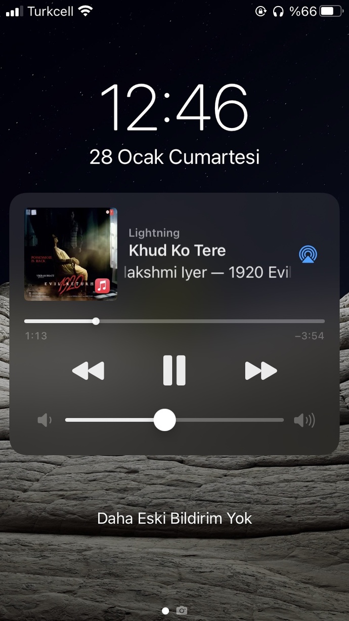 Anlık olarak hangi müziği dinliyorsunuz?