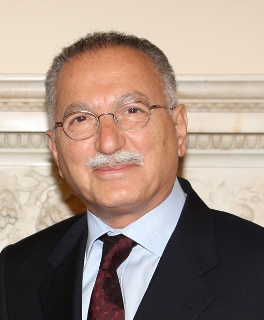 6lı Masadan Ekmeleddin Bey Çıkarsa kazanır mı?