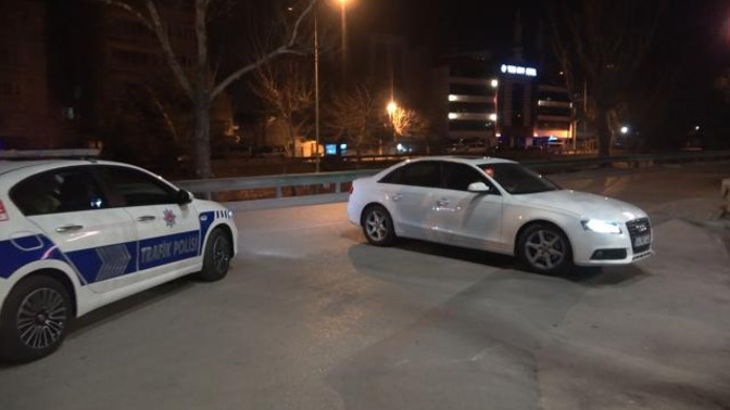 Bursa'da polis kontrolünden drift yaparak kaçmaya çalıştı, 25 bin TL ceza yedi! Sizce yeterli mi?