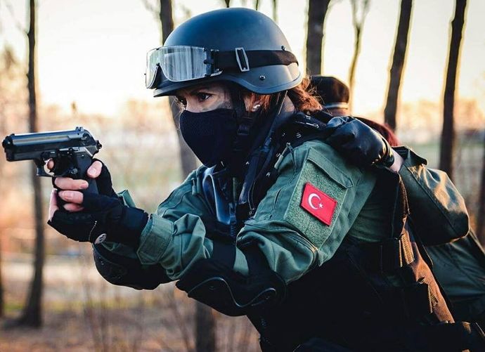 Yeni zamam da türk kadını.
