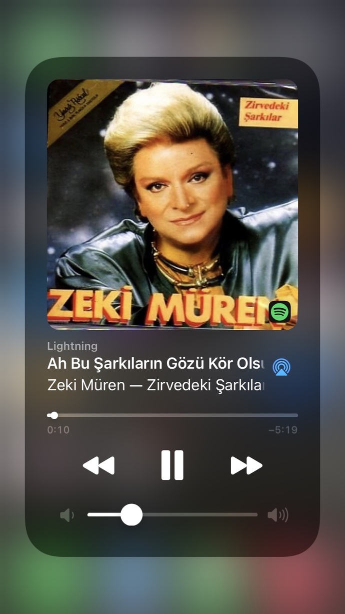 7/24 müzik dinlemek normal mi?