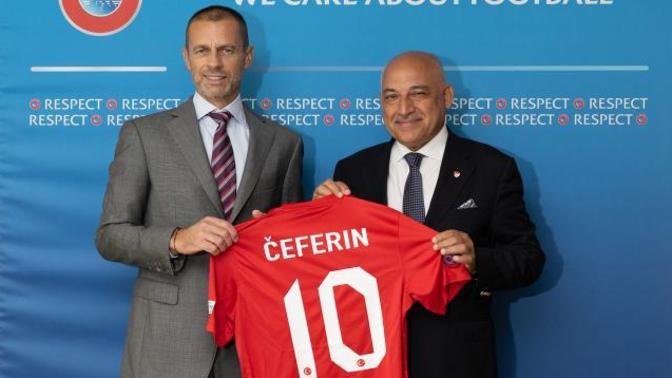 Uefa Başkanı seçilseydiniz futbolda nasıl bir değişiklik yapardınız?