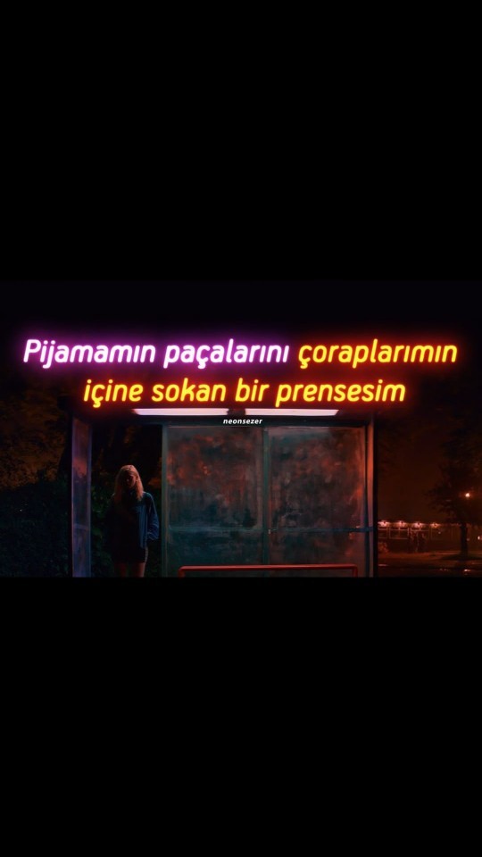 Pijamanızın paçalarını çorabınızın içine sokar mısınız?