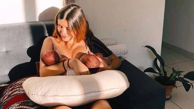 Bebeği direkt emzirmek mi daha saklıklı yoksa sütü sağıp biberonla vermek mi?
