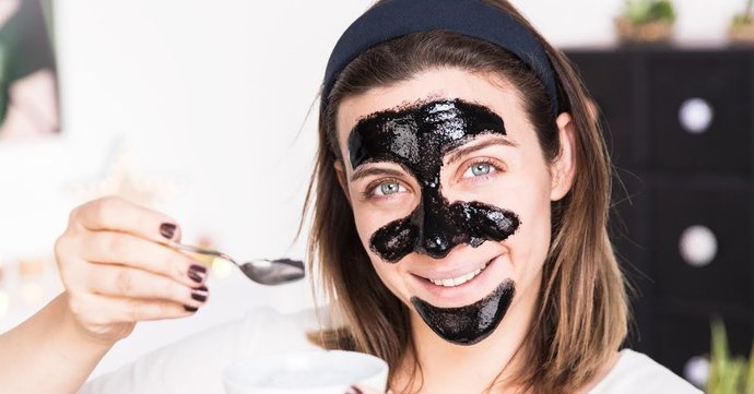 Doğal içeriğe sahip bir peeling önerisi olan var mı?