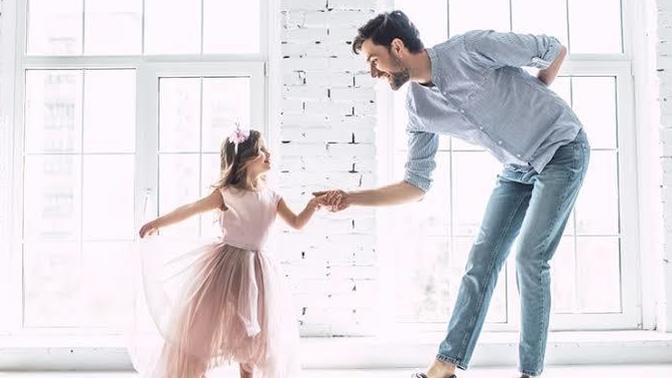 Eşinizin eve elinde çiçekle gelmesini mi yoksa çocuklarla akşam ben ilgilenirim sen git dinlen demesini mi tercih ederdiniz?
