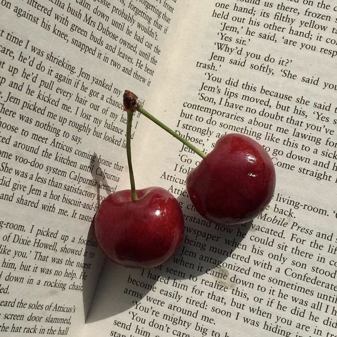 kirazın bile eşi var🥹