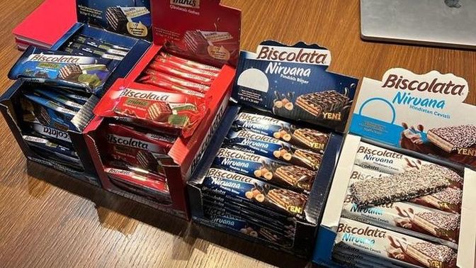 Sabah gözlerinizi açtınız masanızın üzerinde bunlar var. Ne hissederdiniz?