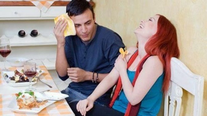 Bir erkeğin yakışıklı olması kadınlar için kaçıncı planda?