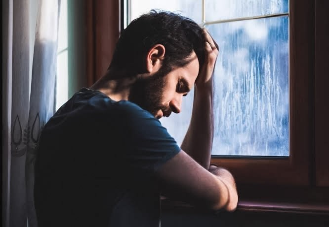 Erkeğin duygusal olması itici midir?