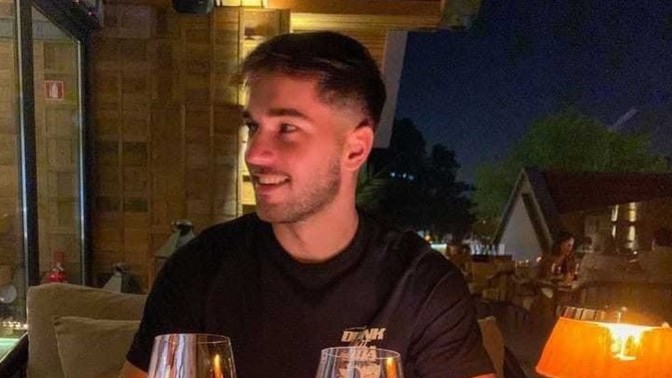 Hesap ödetmeyen erkeğe ödemek için ısrar edilmeli mi?