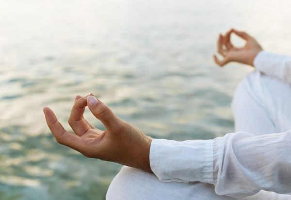 Regl döneminde meditasyon yapmak faydalı mıdır?
