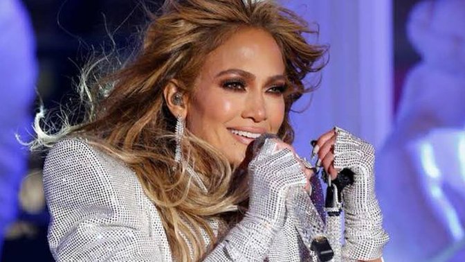 Jennifer Lopez başak burcu olan dansçılarını kovdu! Sizde Jennifer gibi İnsanları burçlarına göre yargılar mısınız?