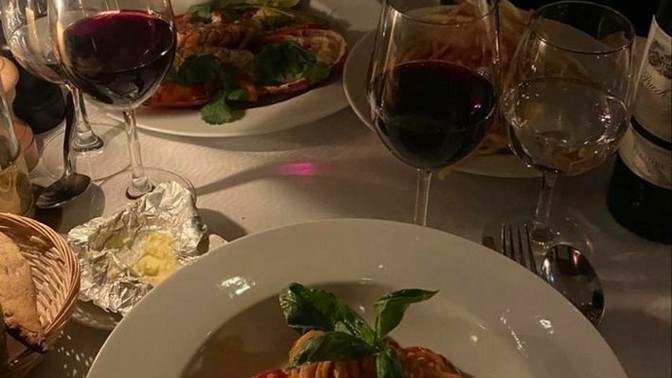 Sevgililer gününde makarna yapmak, sevgiliye kendisini değersiz mi hissettirir?