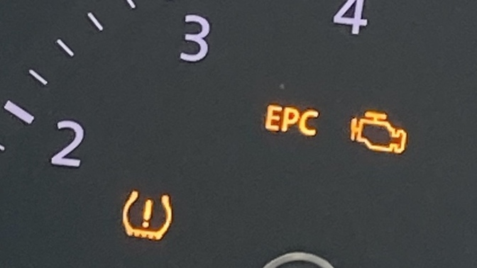 Bu simgeler ne bilen yardım edebilir mi?