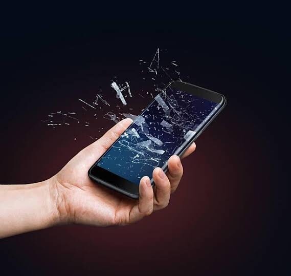 Hiç sizin fotoğrafınızı telefonuna arkaplan yapan oldu mu?