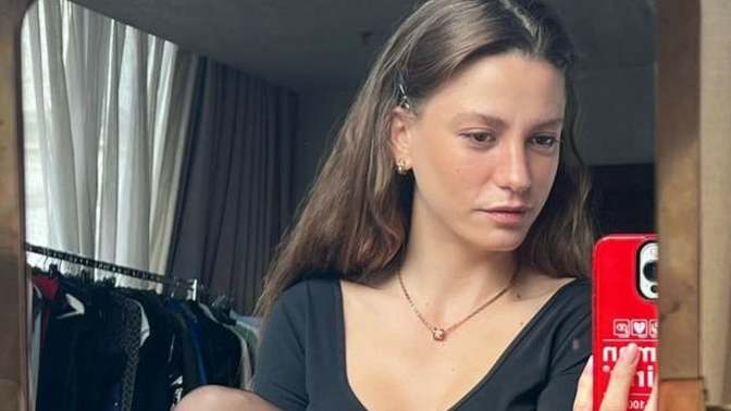 Serenay Sarıkaya güzel mi gerçekten, bu ara her yerde?