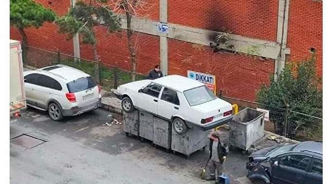Evinizin veya dükkanınızın önüne sürekli araba park etse ne yapardınız?