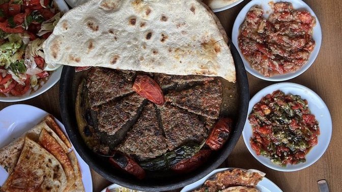 Kahvaltıda kırmızı et yenir mi?