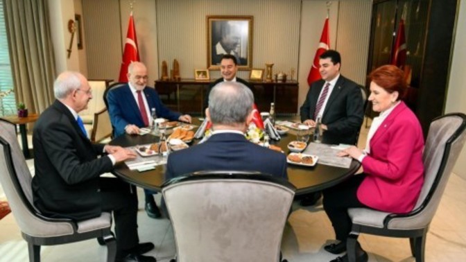 KS SEÇİM ANKETİNE UÇUN?