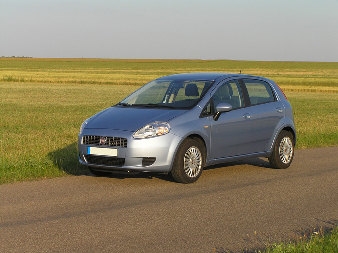 Fiat punto kullanan var mı?
