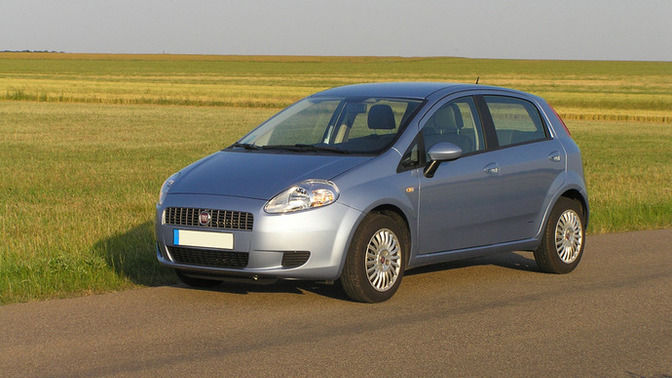 Fiat punto kullanan var mı?