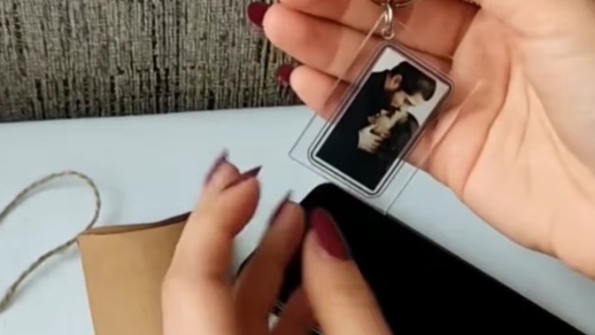 Sevgililer günü için Qr kodlu anahtarlığa hangi şarkı koyulmalı 🦋?