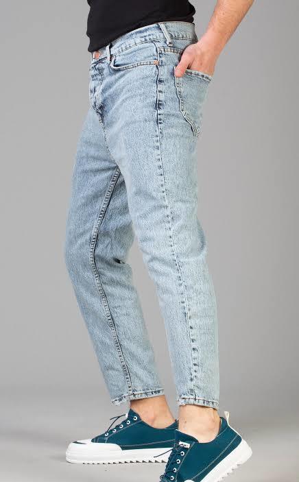 Yeni moda geniş pantolonları nereden bulabilirim?