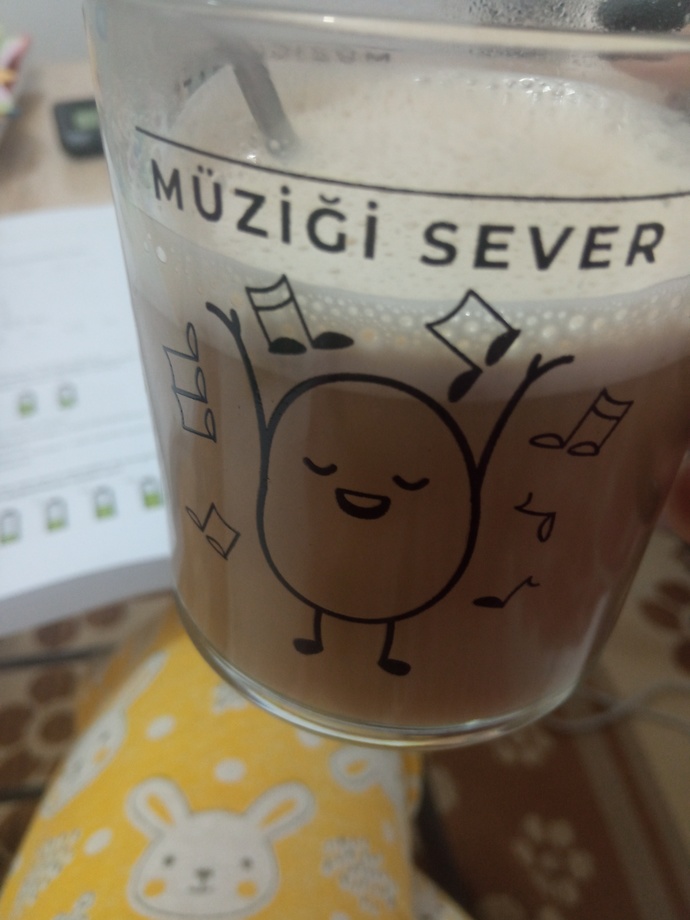Bardağımın tatlığına 10 üzerinden kaç veriyorsun👻?