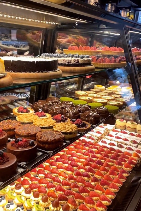 Burası sizin olsa ilk hangisini yemek isterdiniz?