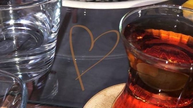 Çay demlemeyi bilmeyen kızlar evlenmeyi hak ediyor mu?
