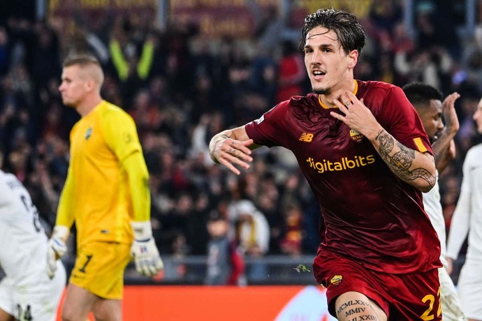 Galatasaray, Nicolo Zaniolo transferinde sona yaklaştı. Sizce mantıklı bir yatırım transferi mi?