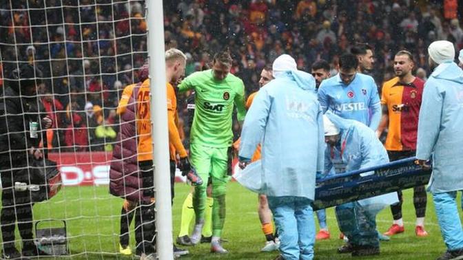 Galatasaray'da Fernando Muslera şoku! Yıldız futbolcu sezonu kapatmış olabilir! Galatasaray Muslera'sız şampiyon olabilir mi?