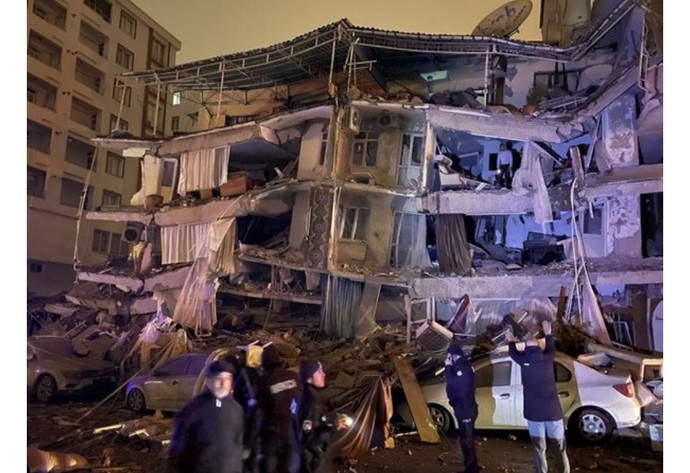 Maraş depremi 7,7!! Deprem önlemleriniz nelerdir?