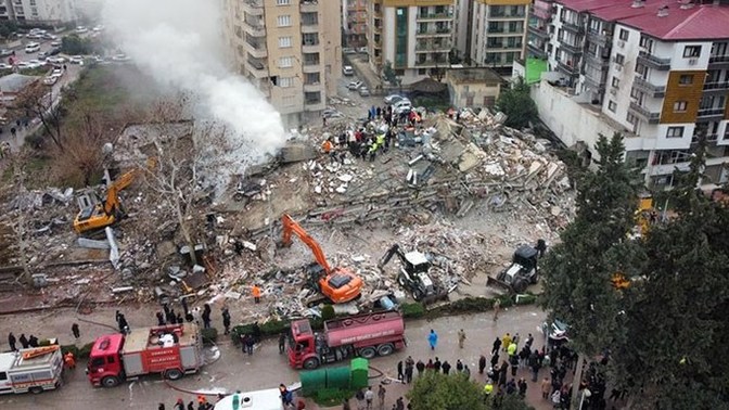 Kahramanmaraş'ta 7.6 şiddetinde yeni bir deprem daha oldu! Hangi şehirdesiniz, hissettiniz mi?