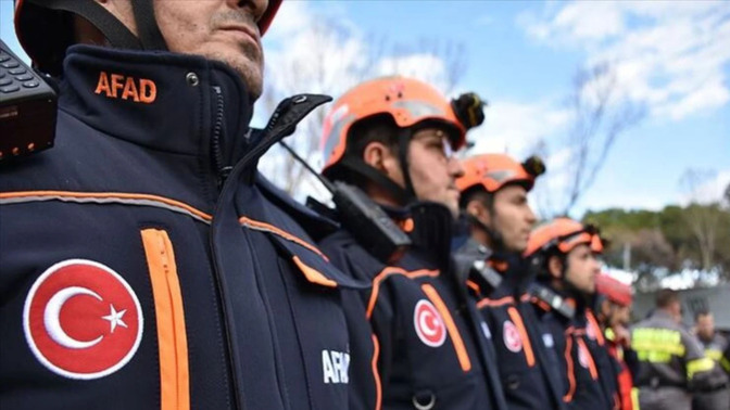 AFAD, "helikopter dışında enkaz bölgelerine ulaşamıyoruz" demiş. Yollar neden kullanılamıyor?