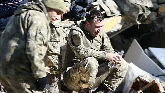2. Ordu Komutanlığına bağlı tüm komanda tugayları deprem bölgelerine sevk ediliyor. Geç bile kalındı diyebilir miyiz?