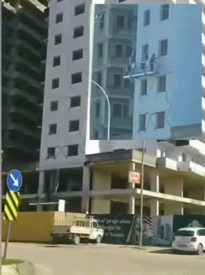Adanada depremden hasar gören evleri sıva üstü boya ile gizlemeye çalışılmışlar. Bu görüntüleri gördünüz mü?