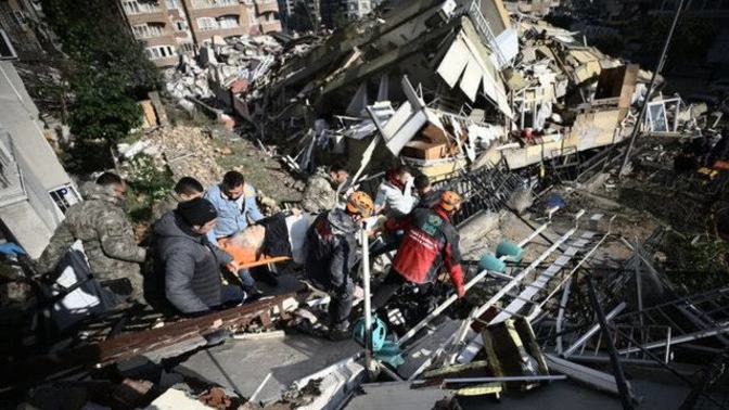 Deprem bölgesinde yaşıyorum, kocamı bırakıp gitmeli miyim?
